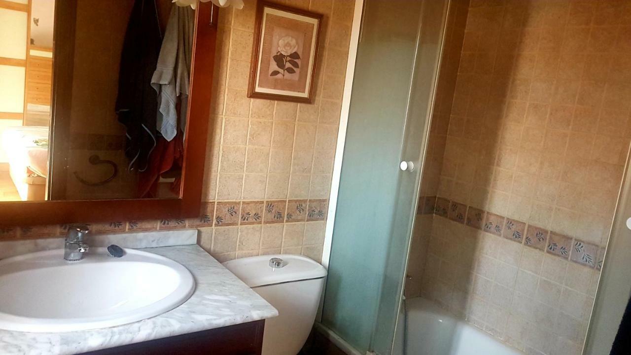 Excelente Habitacion En Bonita Y Tranquila Casa En Pueblo Privatunterkunft Benalmádena