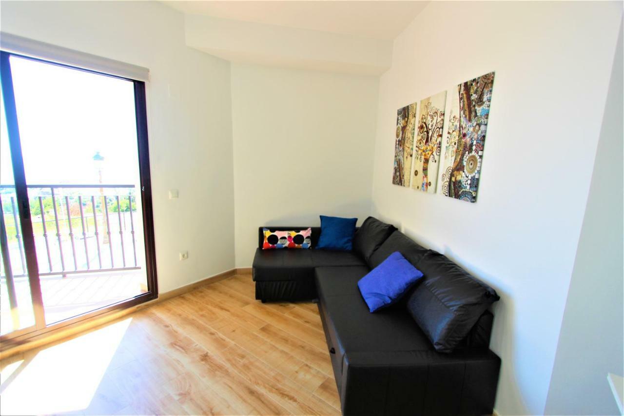 Pueblo - Excelente Conexión Wifi - Piscina Abierta - Fantasticas Vistas - Parking Gratis Apartamento *