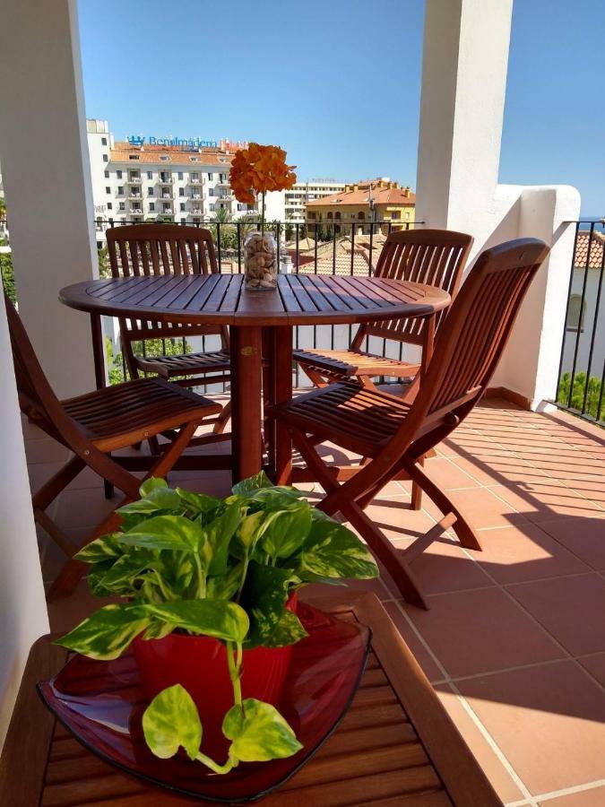 Pilar Lomas De Mena Apartamento *
