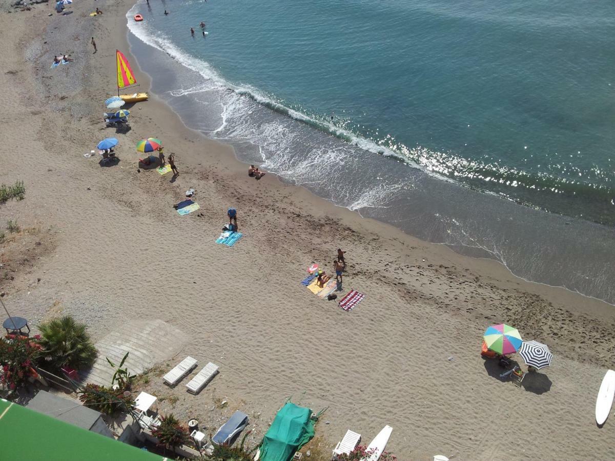 En Playa Semi-privada