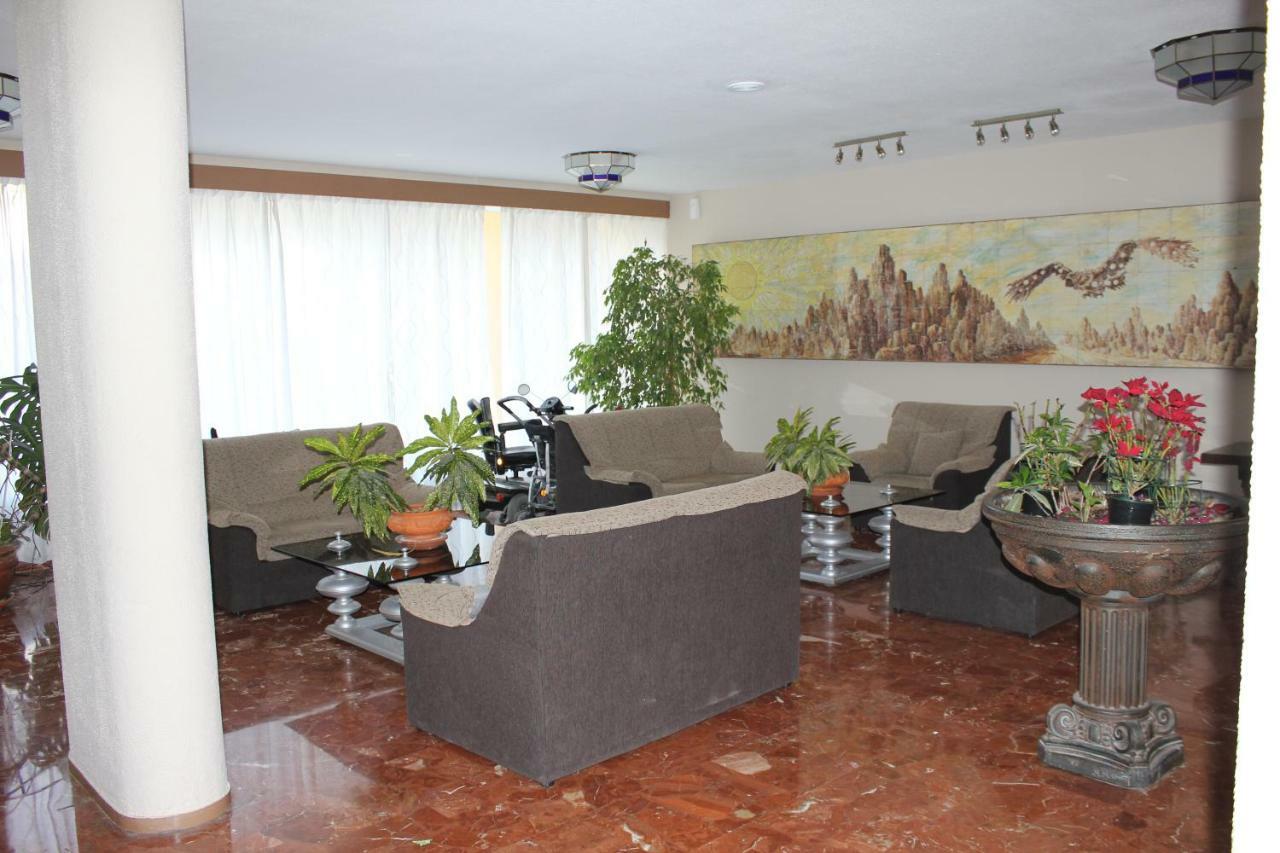 Aguila 110 Apartment