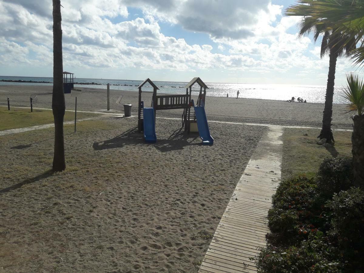 Beachfront Diana 2 *