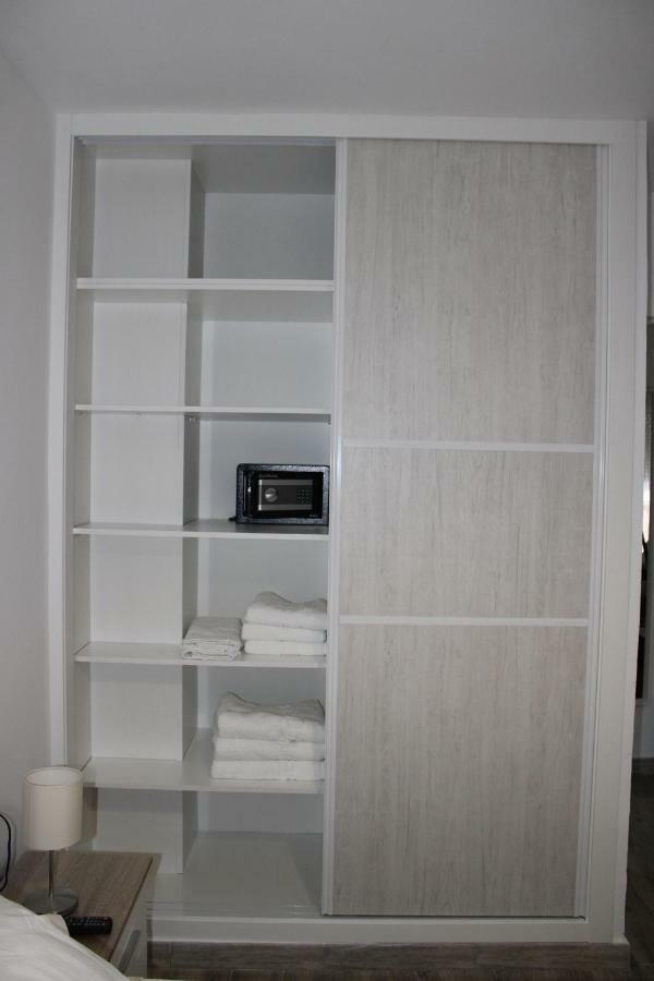 Kako House *