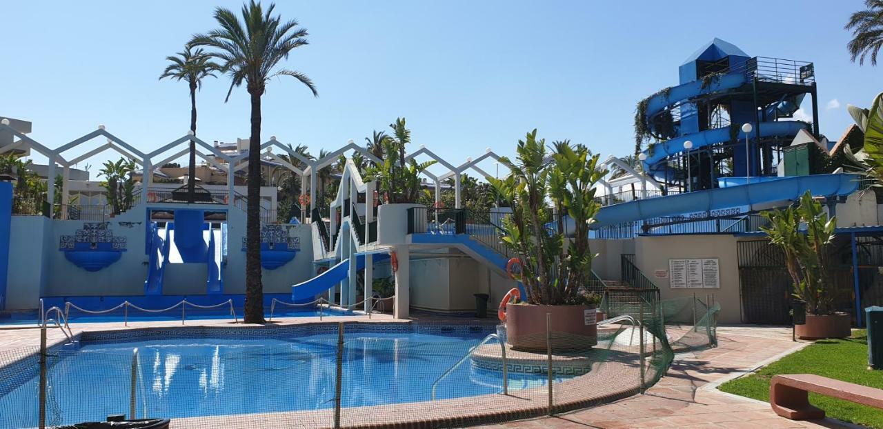 El Estudio De La Playa Benalbeach Holidays Deluxe