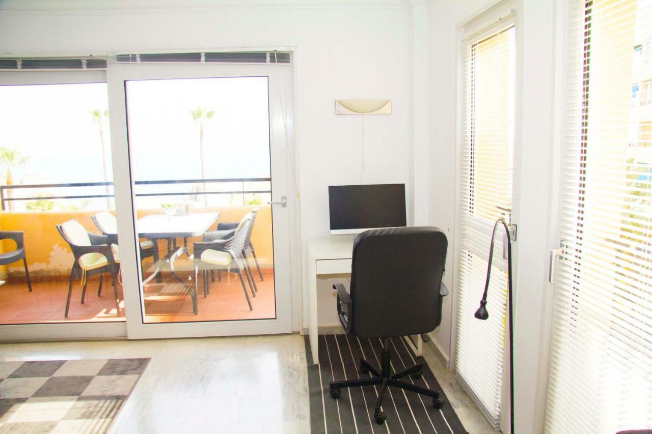 22-casinomar With Amazing View! 0022 Apartamento Benalmádena