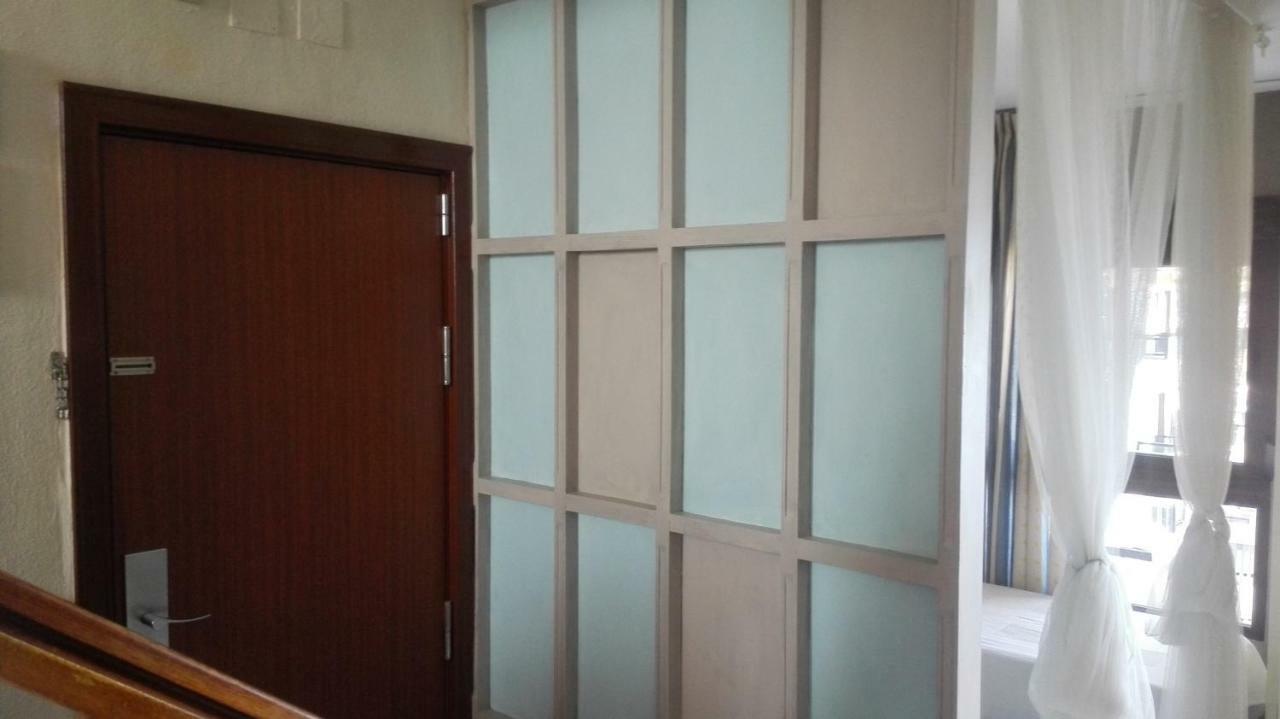 Recién Reformado - Aloha Playa - Precioso Estudio En Primera Línea De Playa Apartamento
