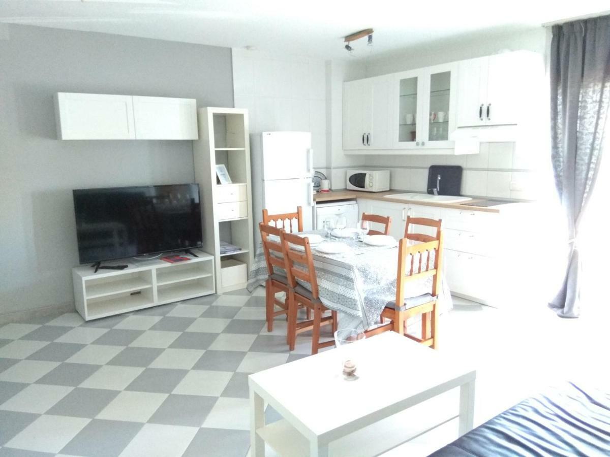 Maite 2. Frontal Al Mar 2 Dormitorios Y Wifi Apartment