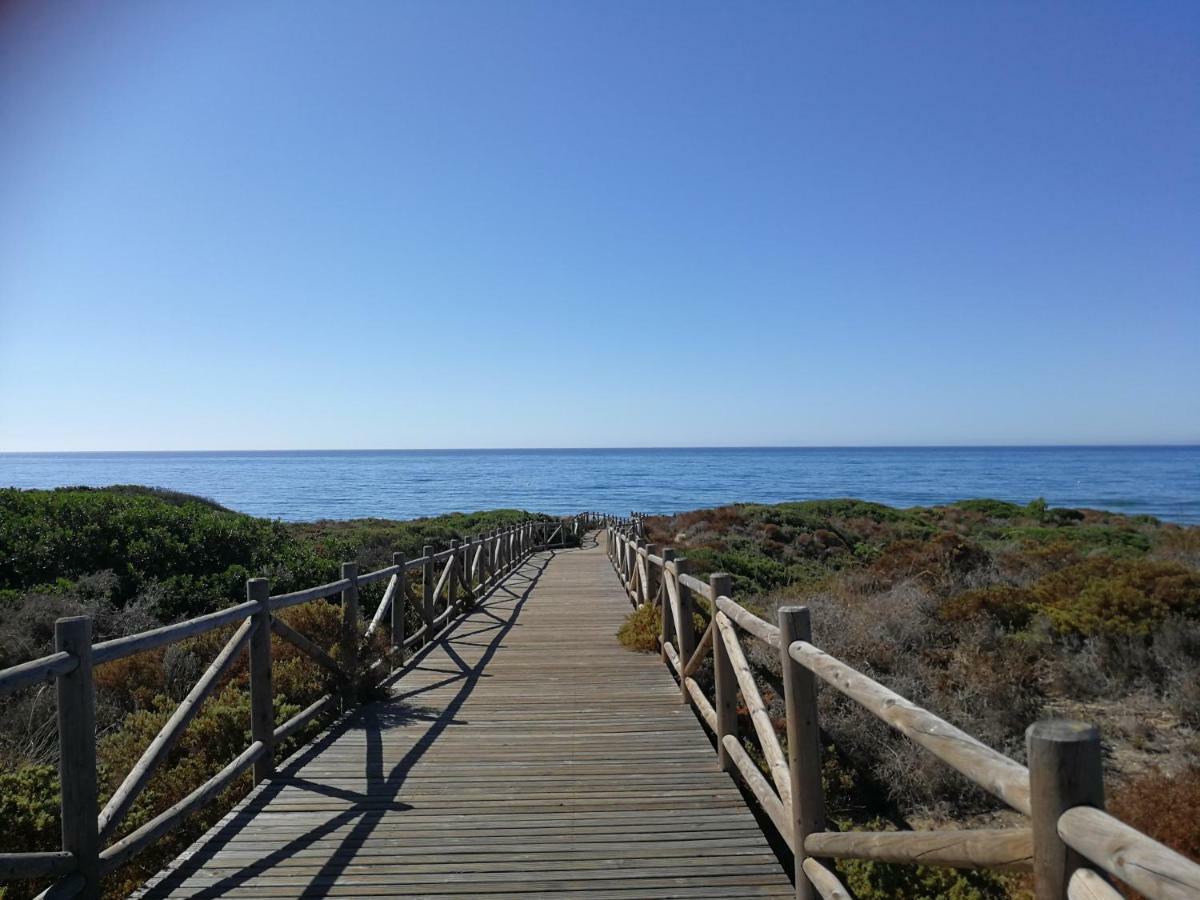 ,apartamento-estudio Primera Línea De Playa Bed and breakfast Benalmádena