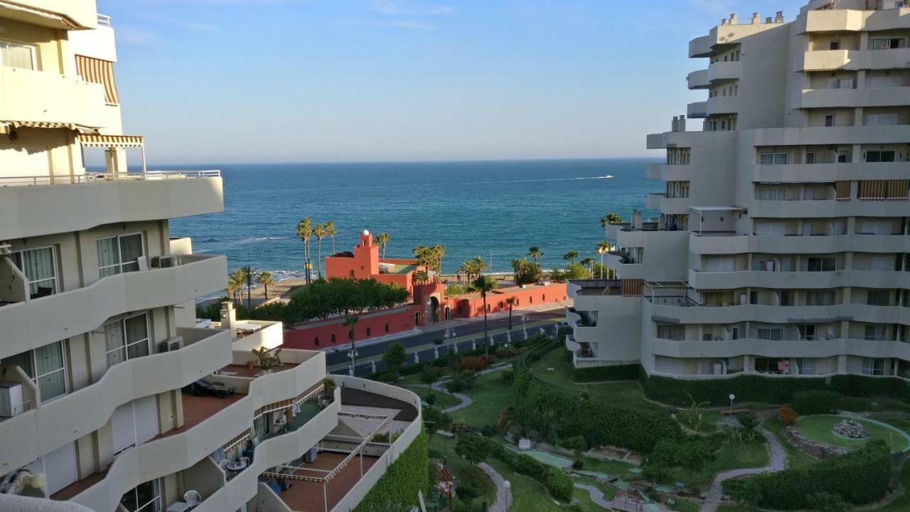 Apartment Benalbeach En De *