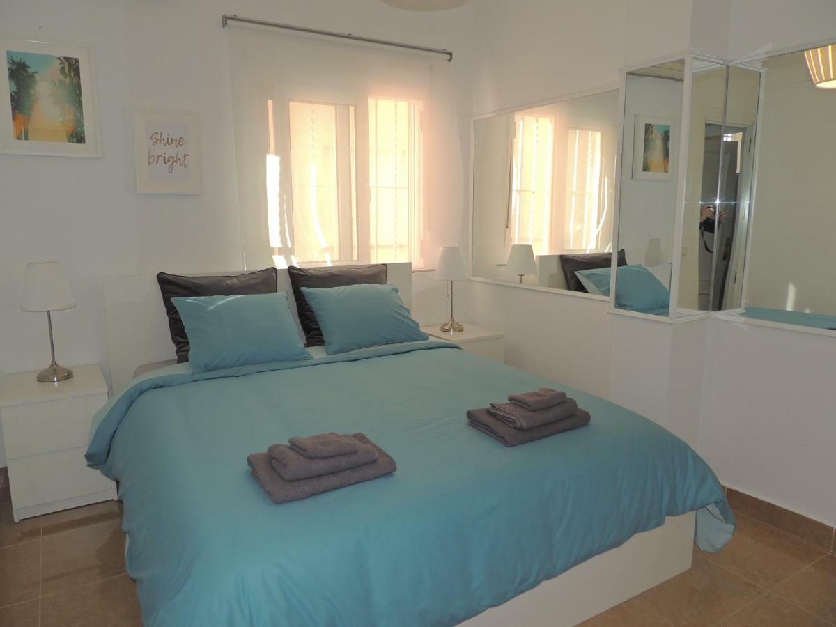 Apartment Ole Playa 6a, Front - A Pie De Playa, Sea Views - Vistas Al Mar, Parking, Puerto Marina *