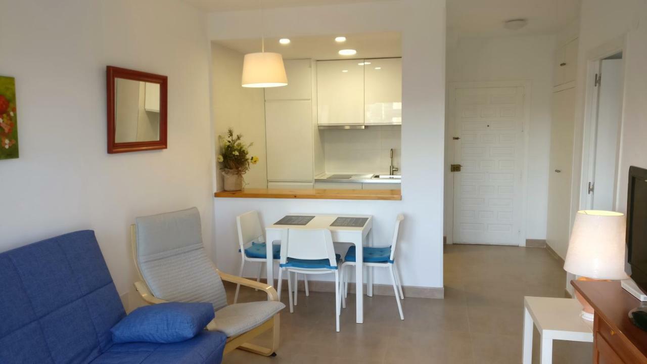 Apartment Benalbeach En De