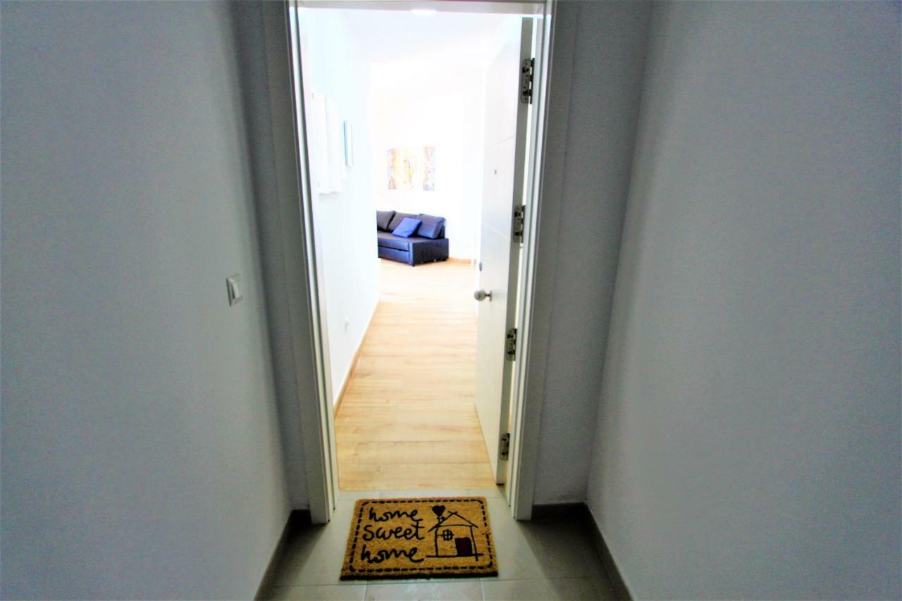 Pueblo - Excelente Conexión Wifi - Piscina Abierta - Fantasticas Vistas - Parking Gratis Apartamento
