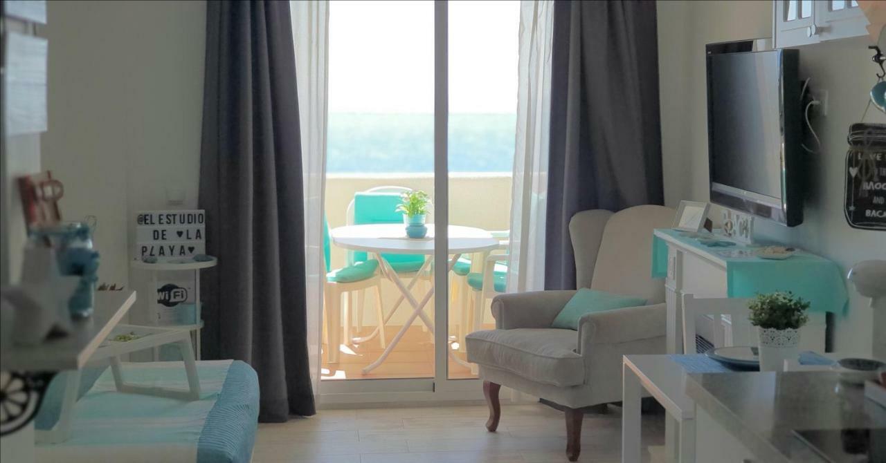 Apartment El Estudio De La Playa Benalbeach Holidays Deluxe