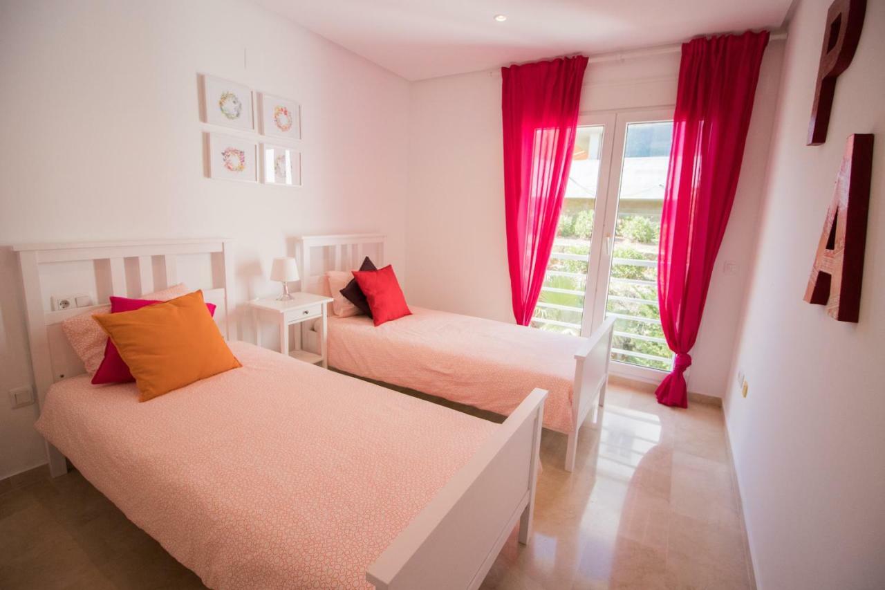 Torrequebrada Golf & Sea View *