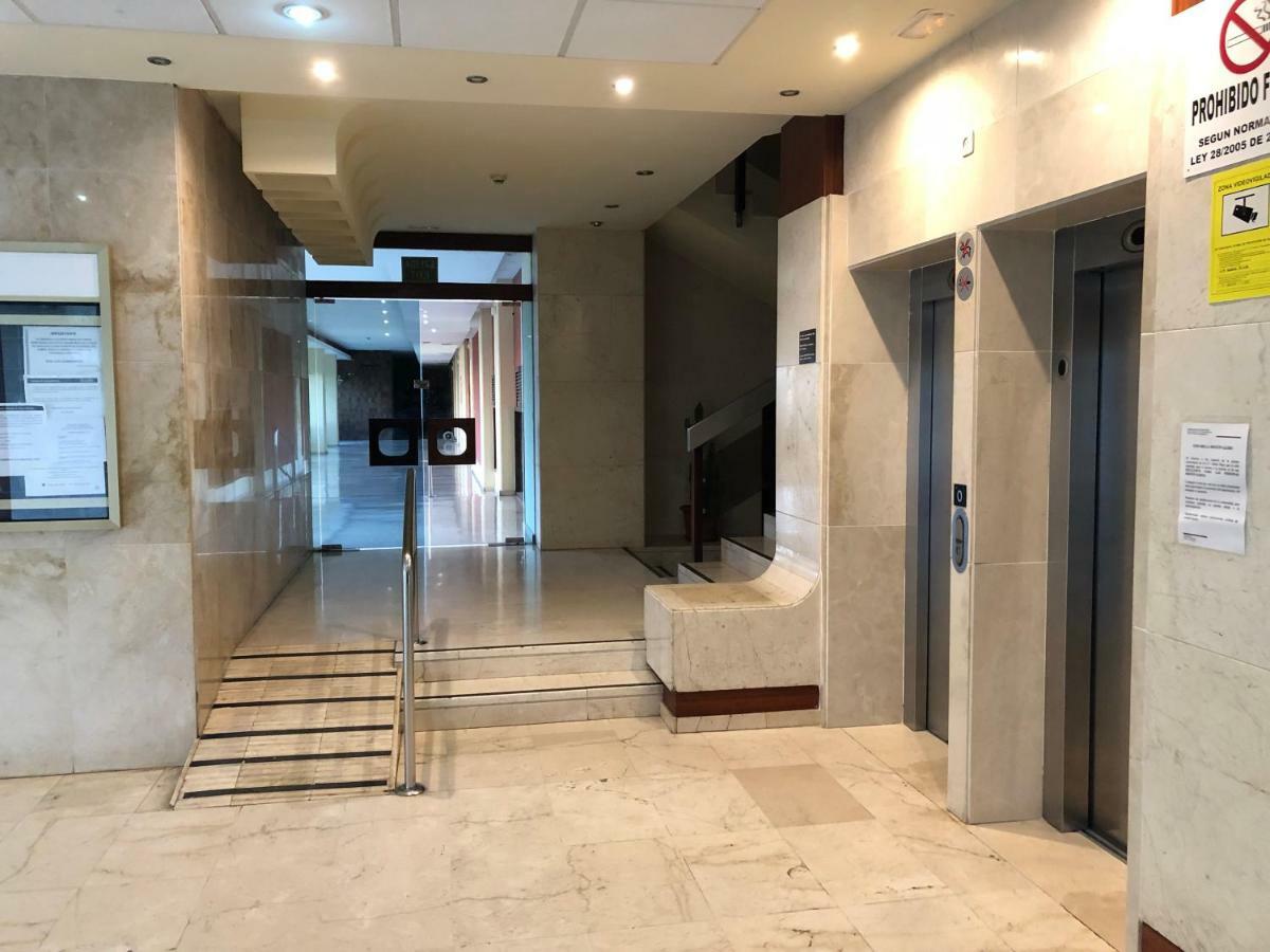 Apartamento Primera Linea De Playa En , Vistas Al Mar, Aloha Playa, Malaga Benalmádena