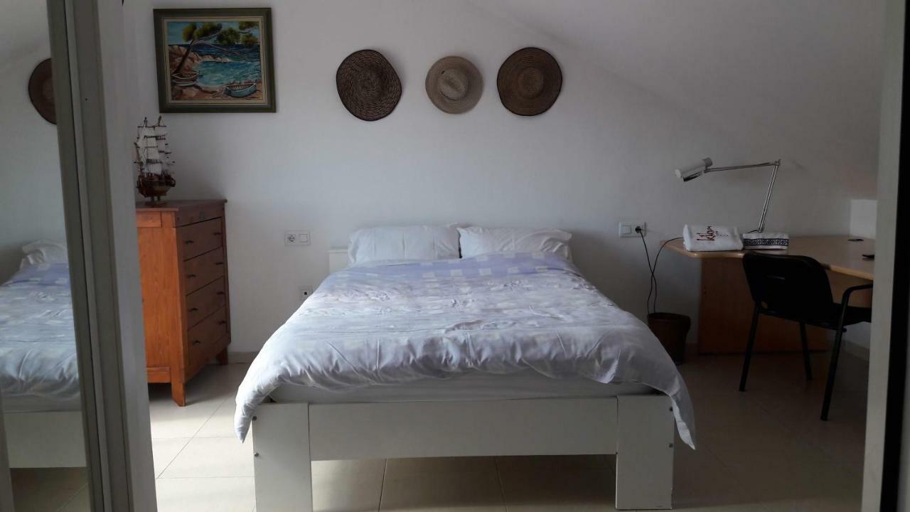 Newly Renovated Discover The Truth About Our Beautiful Oceanfront In Recent Renovations And New Management Ensure An Unforgettable Book Now And Experience It For Yourself Homestay *