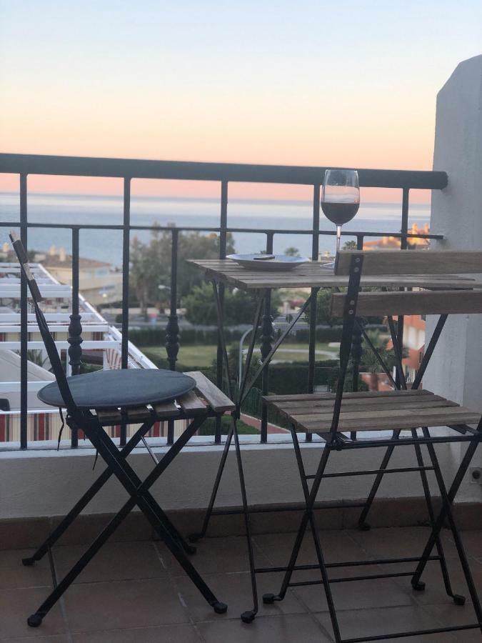 Seaview With Great Amenities & Facilities *