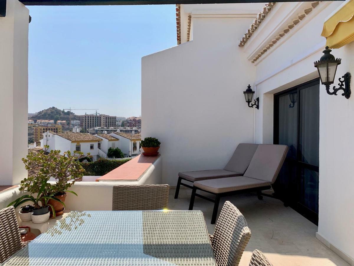 Appartement 3 Bedroom, 250m From The Beach! Swimming Pool, Parking! Benalmádena