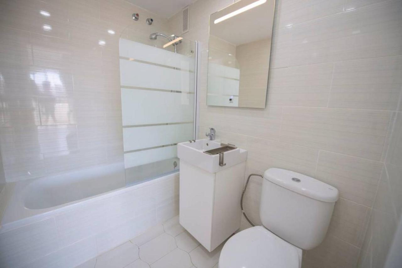 Apartment Benal Beach Sea Front Holiday