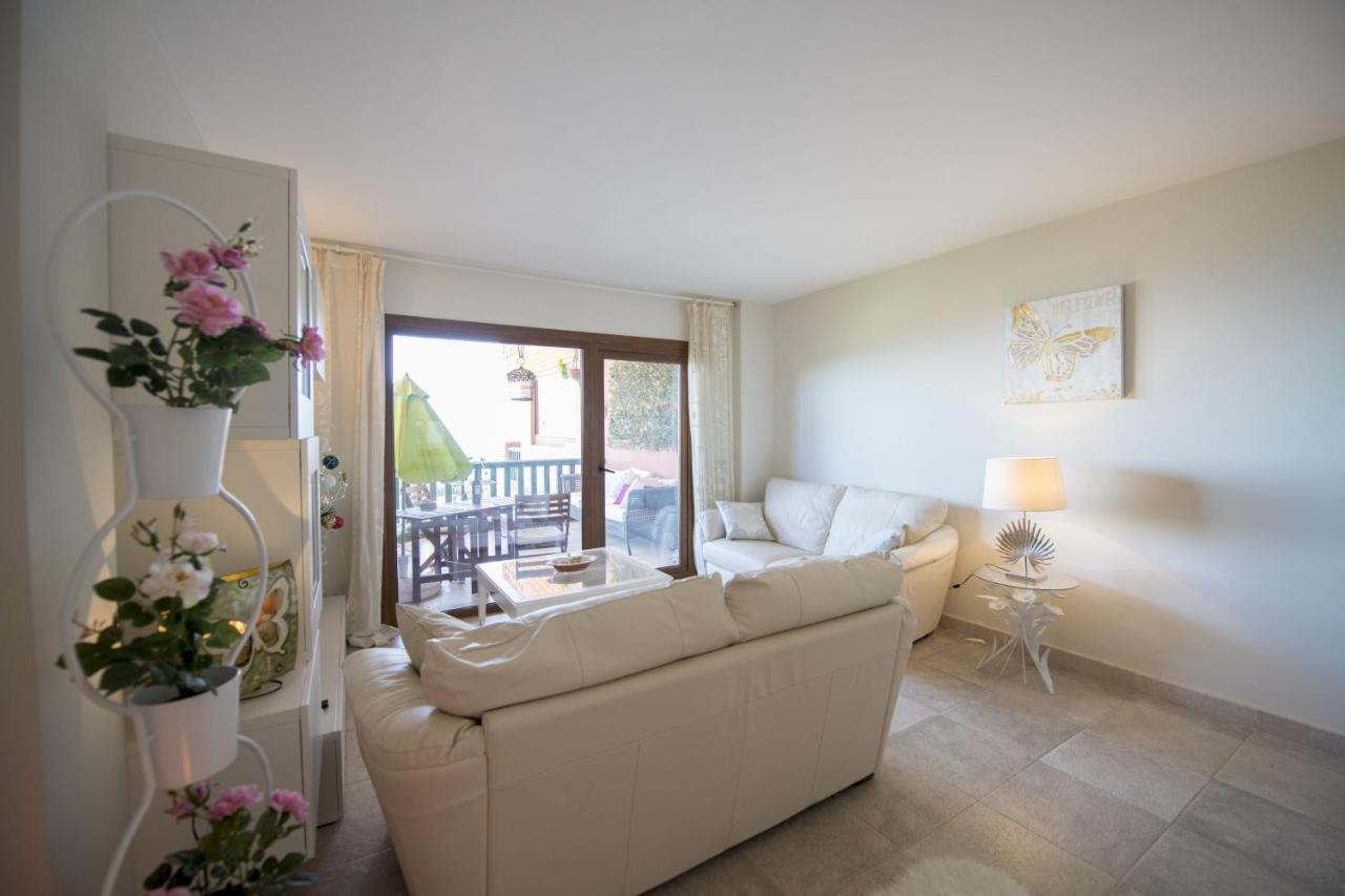 Apartment Luxury Altos Del Higueron Sea View *