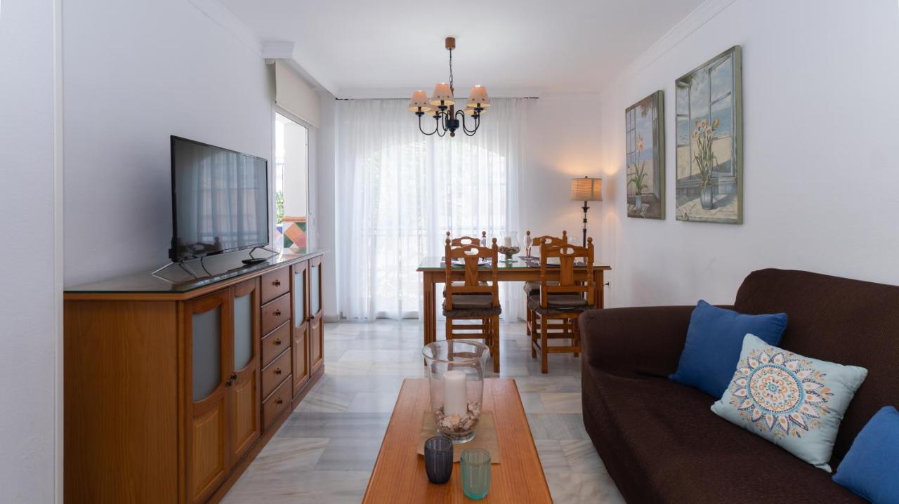 Holidays & Homes I Playa, Piscinas ,relax * Benalmadena