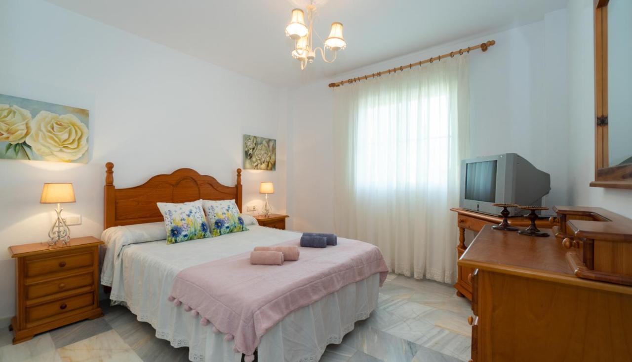 Apartment Holidays & Homes I Playa, Piscinas ,relax
