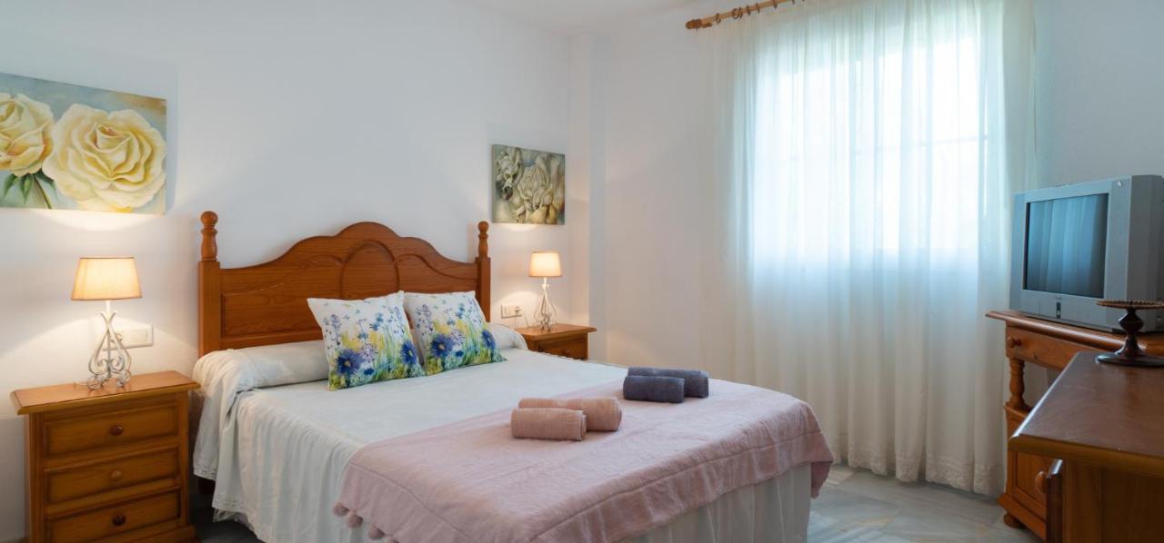 Holidays & Homes I Playa, Piscinas ,relax Apartment Benalmadena