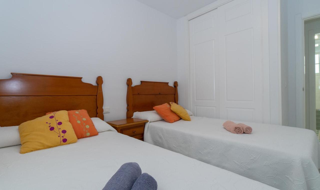 Apartment Holidays & Homes I Playa, Piscinas ,relax