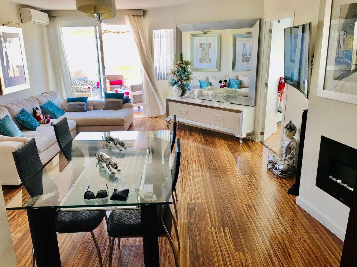 Luxury In Marina *