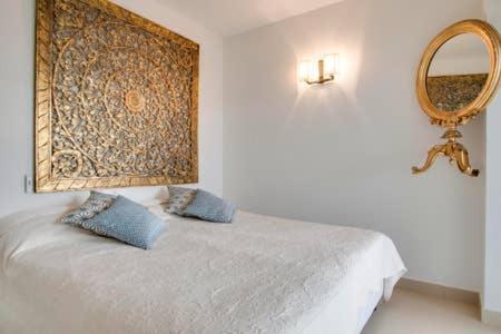 Luxury Penthouse With Jacuzzi And Seaviews *