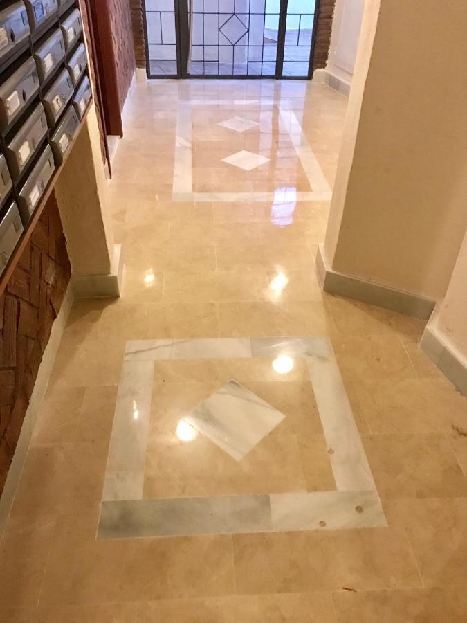 Luxury In Marina Apartment *