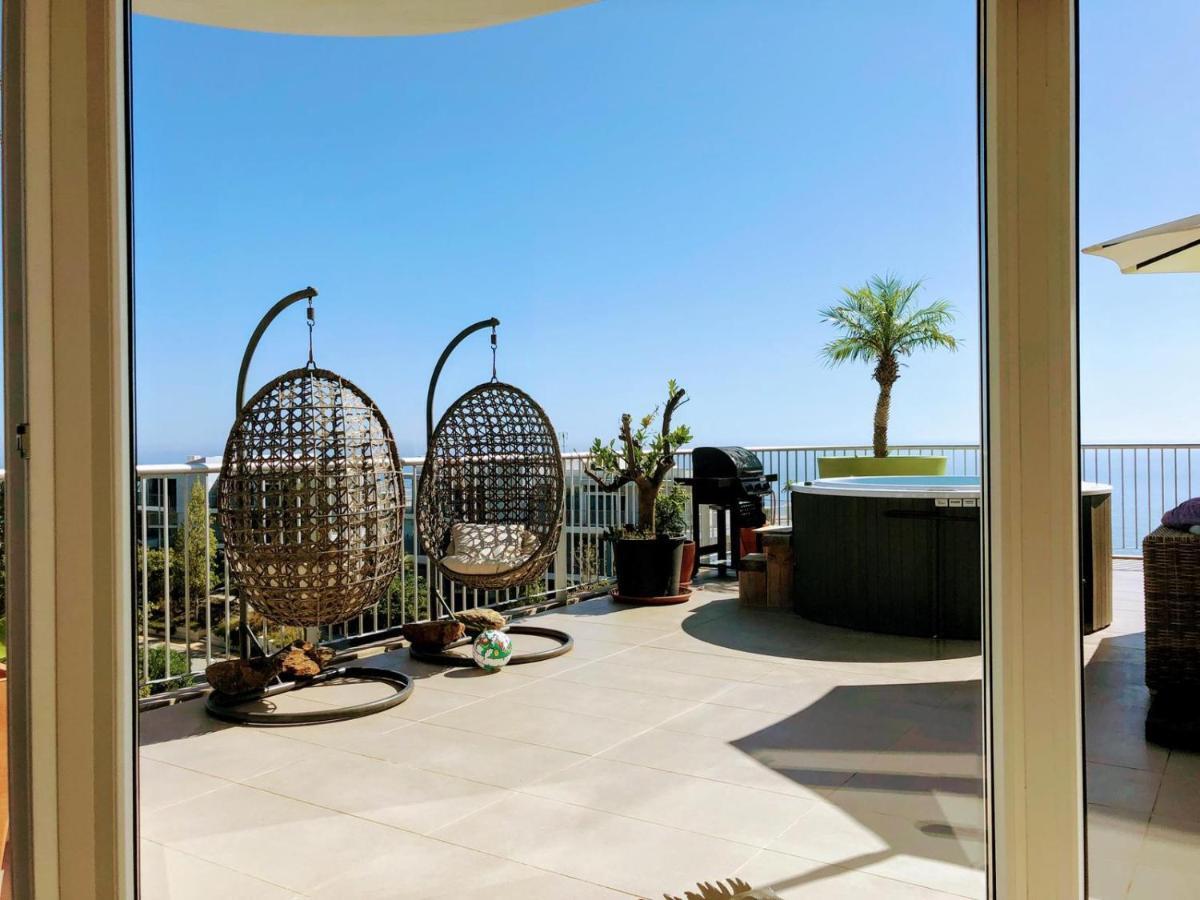 Luxury Penthouse With Jacuzzi And Seaviews Apartment Benalmadena