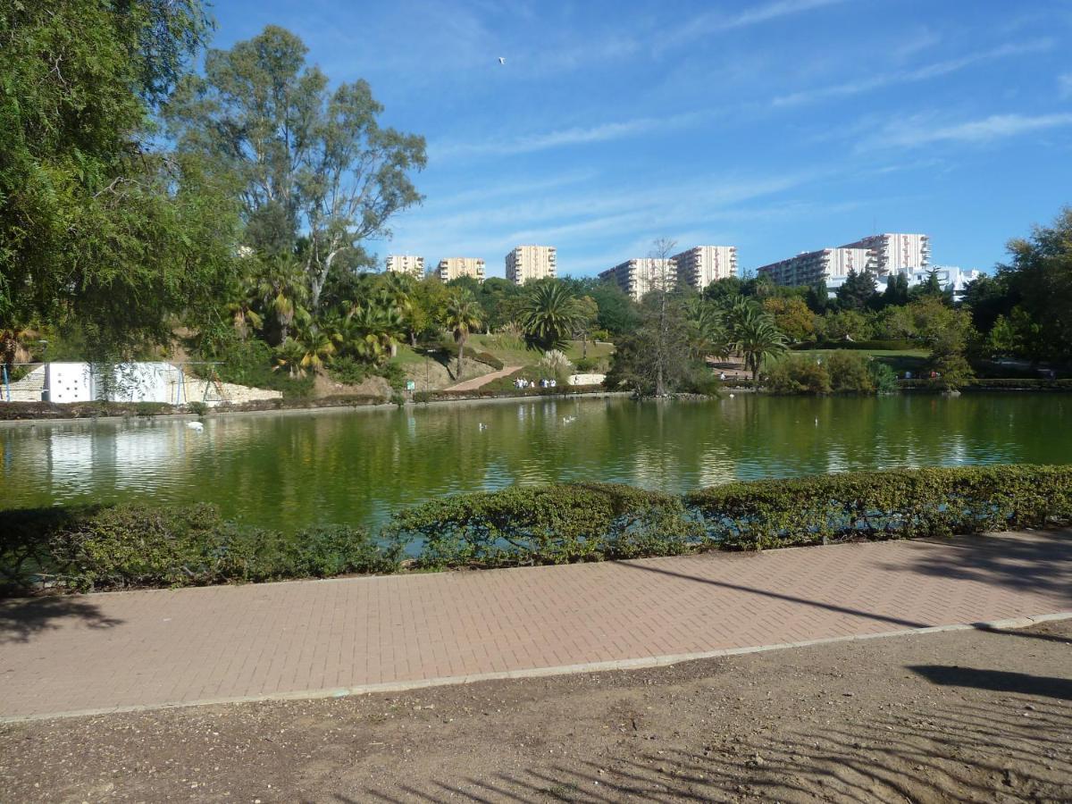 Parking Privado Benalbeach Apartment *