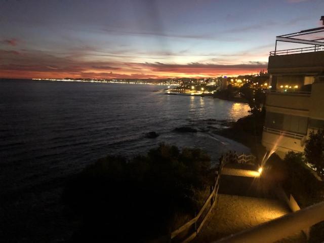 Apartamento A Pie De Playa Con Vistas Maravillosas Appartement