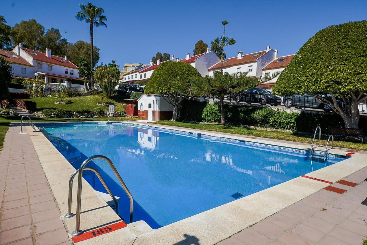 Torrequebrada Golf & Beach Guest house