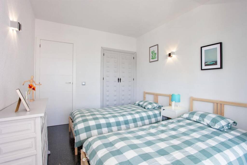 Puertosol 33 - 2 Bed Apartment, Puerto Marina Appartement Benalmádena
