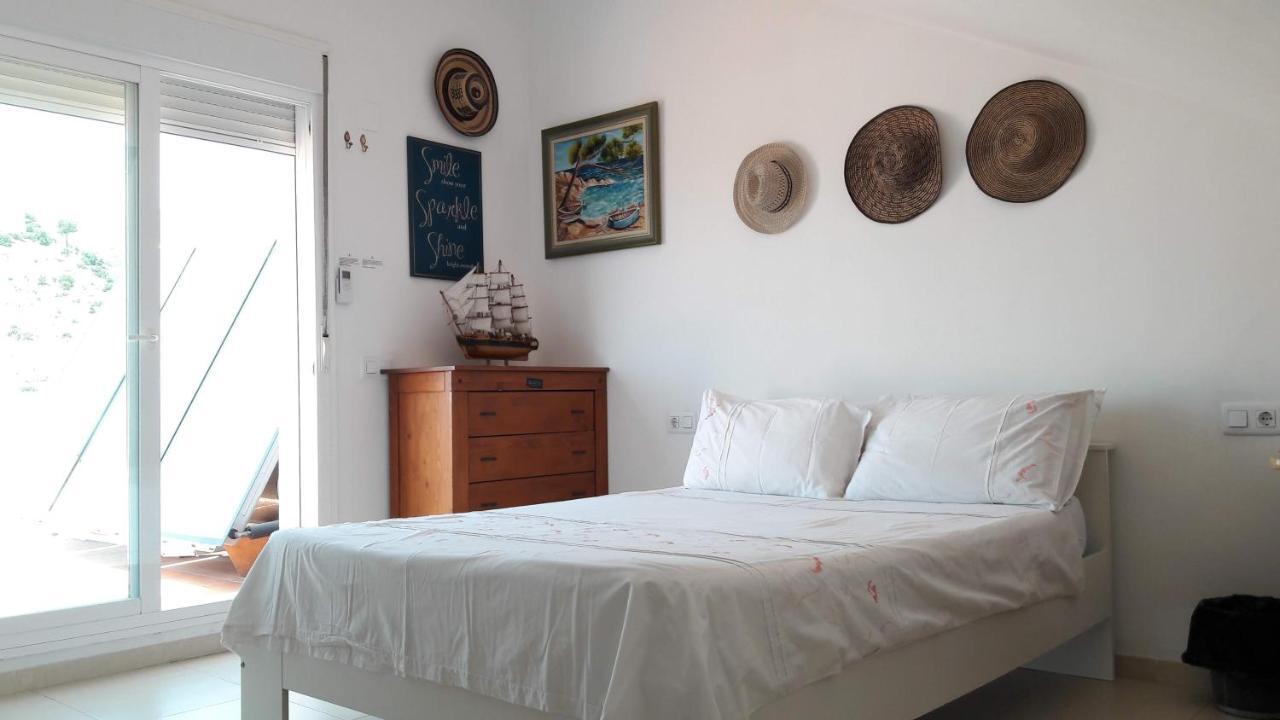 Newly Renovated Discover The Truth About Our Beautiful Oceanfront In Recent Renovations And New Management Ensure An Unforgettable Book Now And Experience It For Yourself Homestay *