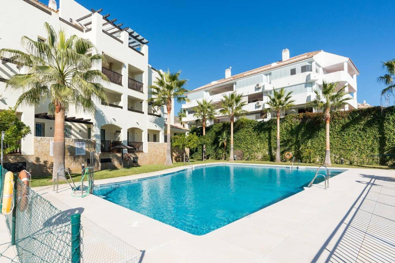 Sunny Golf Apartment