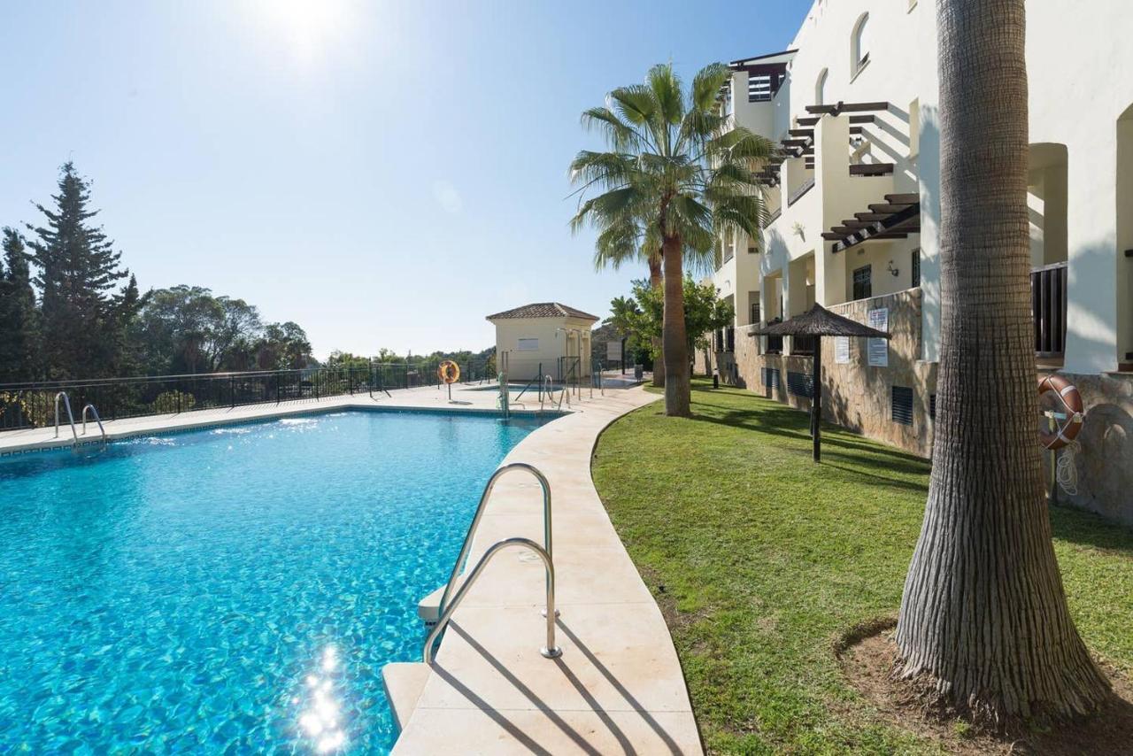 Sunny Golf Apartment *