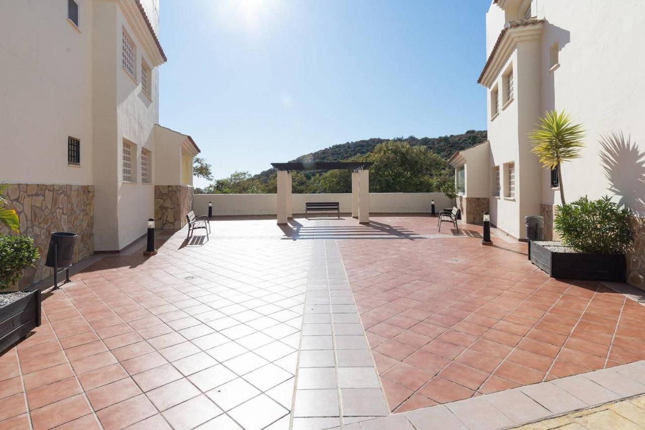 Sunny Golf Apartment *