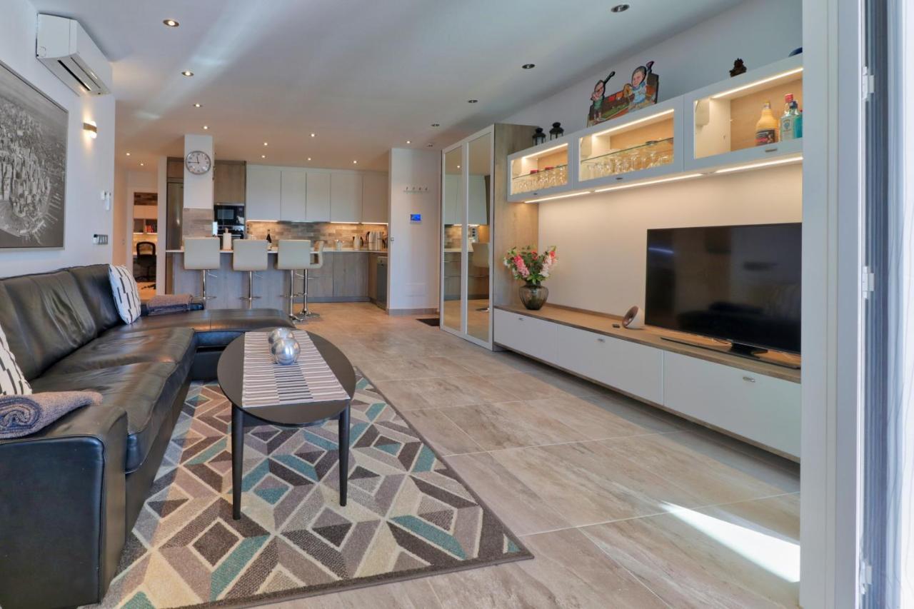 Cedro, Reserva Del Higueron Apartment