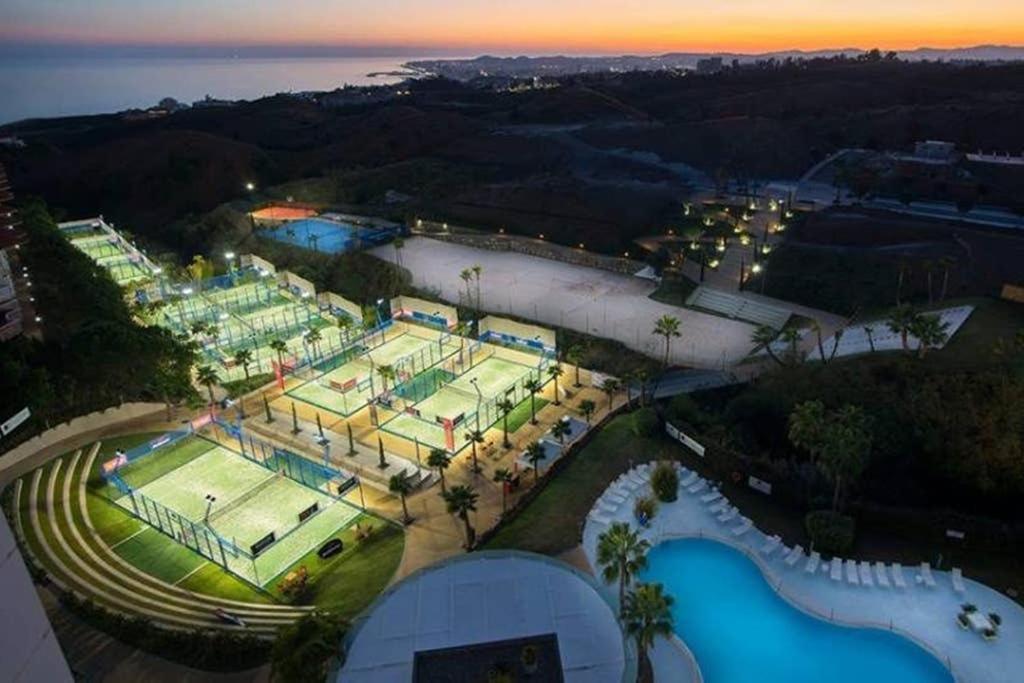 Lovely Seaview In El Higueron By Costarentals - Ref 106 *