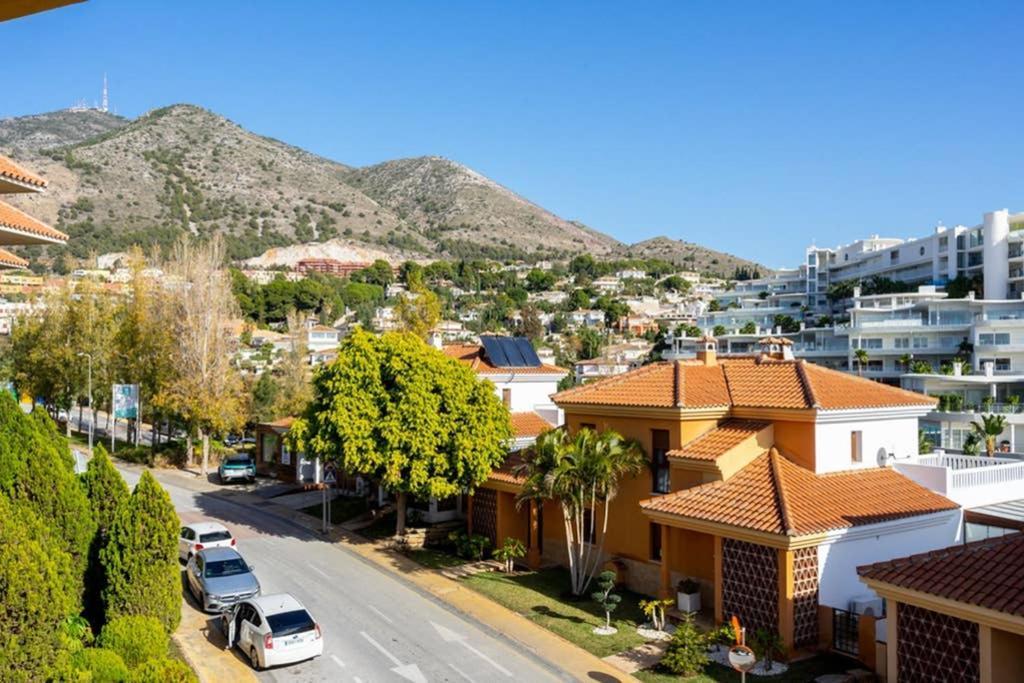 Apartamento Lovely Seaview In El Higueron By Costarentals - Ref 106 *