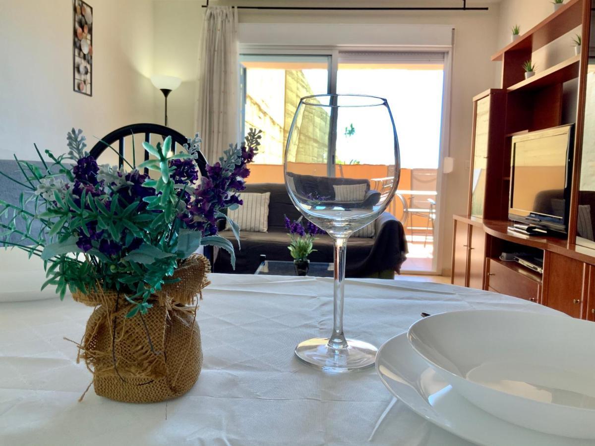Apartment De 2 Dormitorios, Gran Terraza, Vistas Al Mar Cerca Playa Carvajal Benalmadena