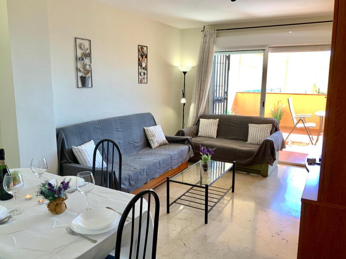 De 2 Dormitorios, Gran Terraza, Vistas Al Mar Cerca Playa Carvajal * Benalmadena