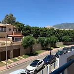 Los Patos Benalmadena Beach - Parking Privado