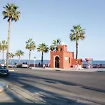 Amazing Apartment In Benalmdena Costa With 1 Bedrooms, Wifi And Outdoor Swimming Pool