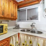 Cozy Apartment In Benalmadena With House Sea View