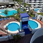 Apartamento Con Parking Con Piscina Junto A La Playa