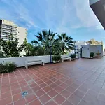 Apartamento Con Parking Con Piscina Junto A La Playa